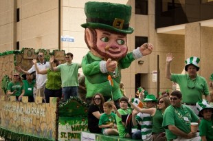 St Patrick's Day parade in downtown Houston, 2012. (Courtesy of Sarah Worthy/Tendenci)