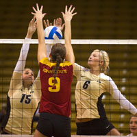 Fighting spirit for CU volleyball