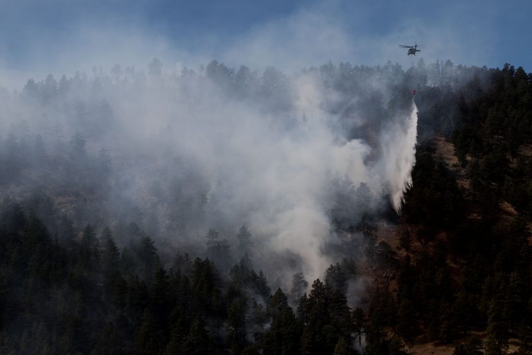 Photos: Scenes from the Sunshine Canyon fire