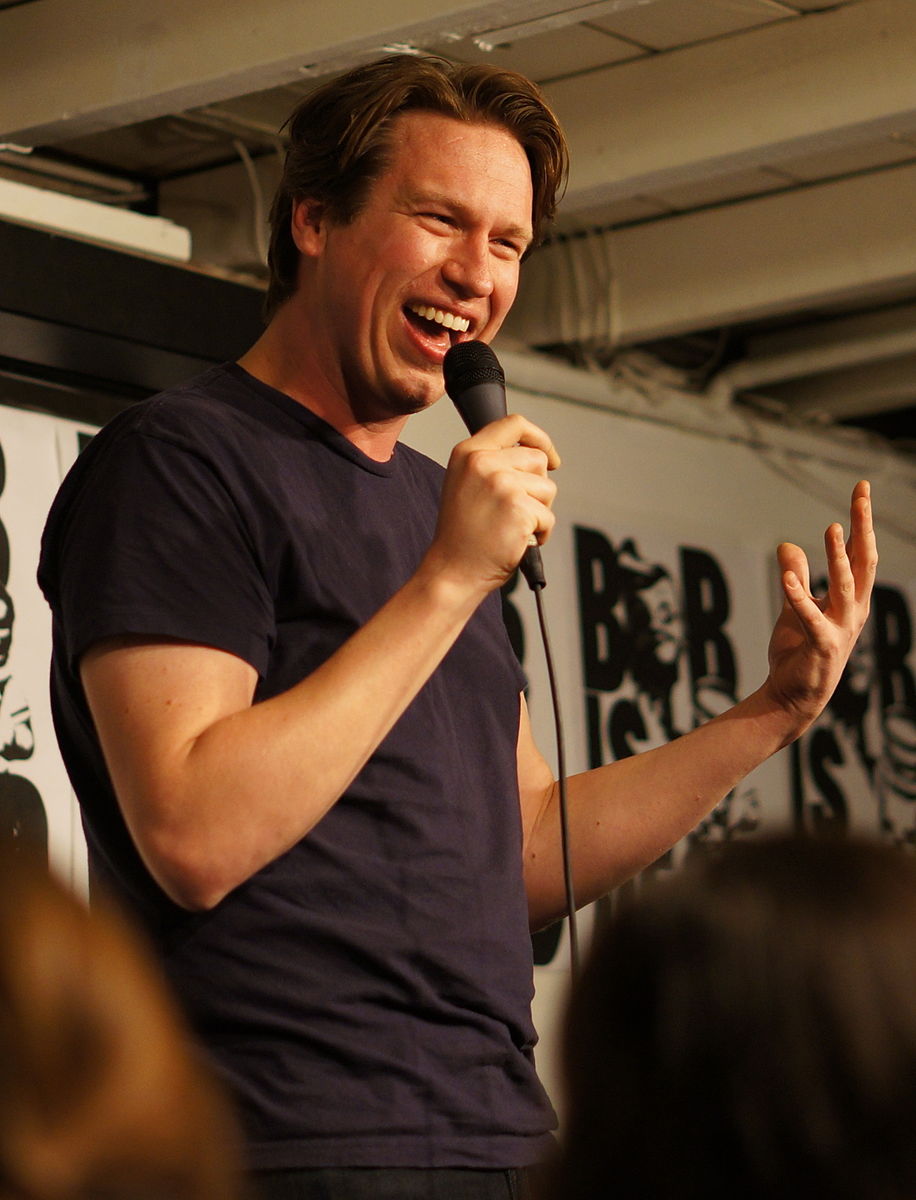 Pete Holmes Interview Crashing, Campus and Religion