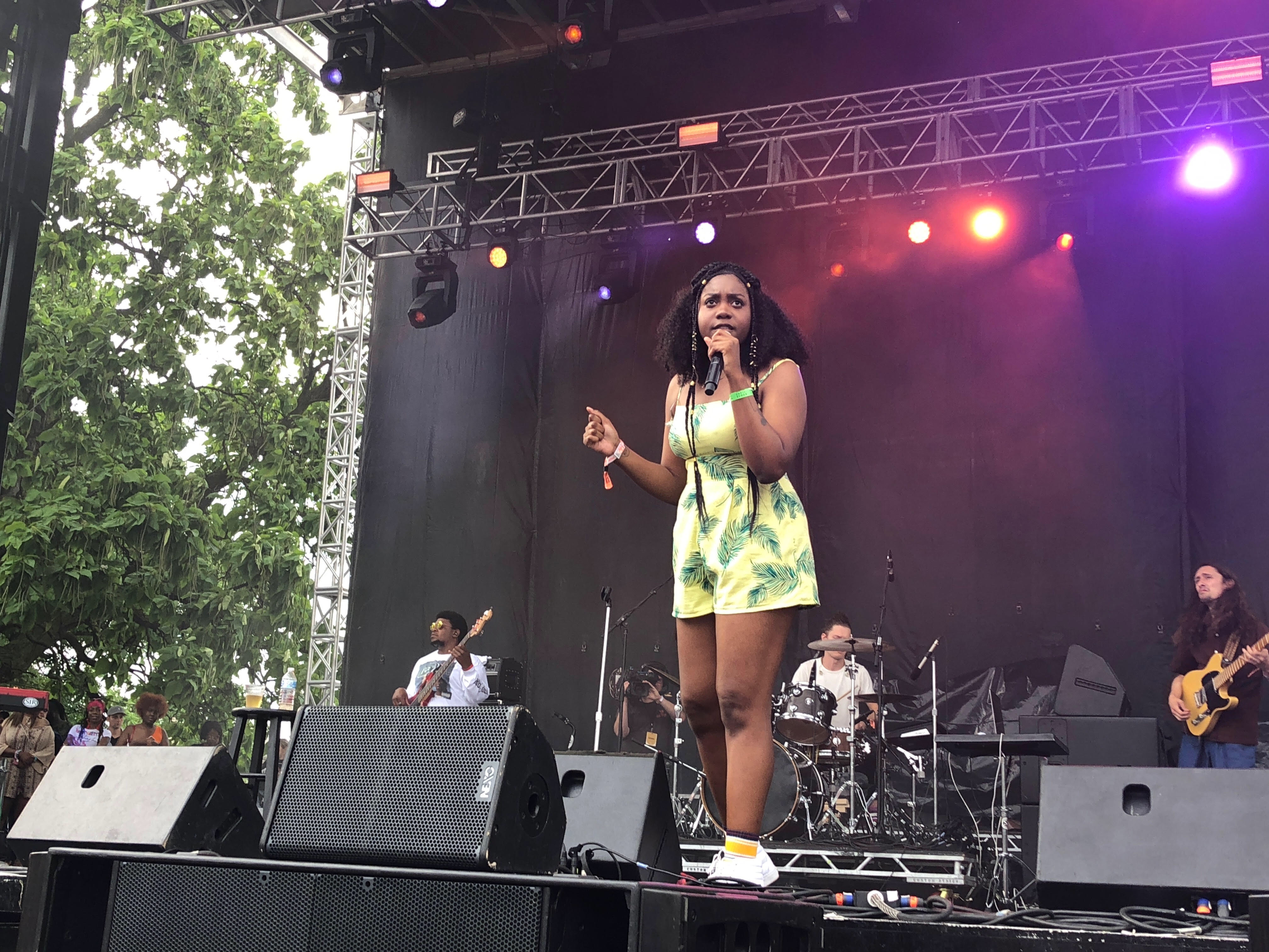 A Deep Dive Into Noname S Witty And Tender Room 25