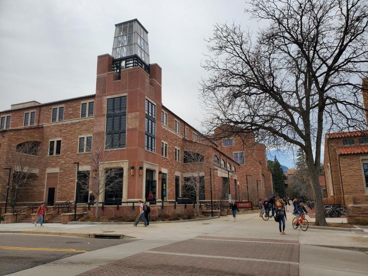 CU Boulder to hold summer classes online